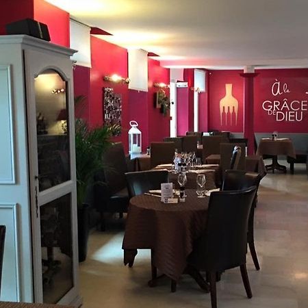 Hotel A La Grace De Dieu Brie-Comte-Robert Esterno foto