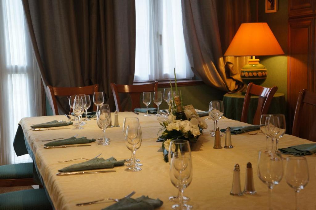 Hotel A La Grace De Dieu Brie-Comte-Robert Esterno foto